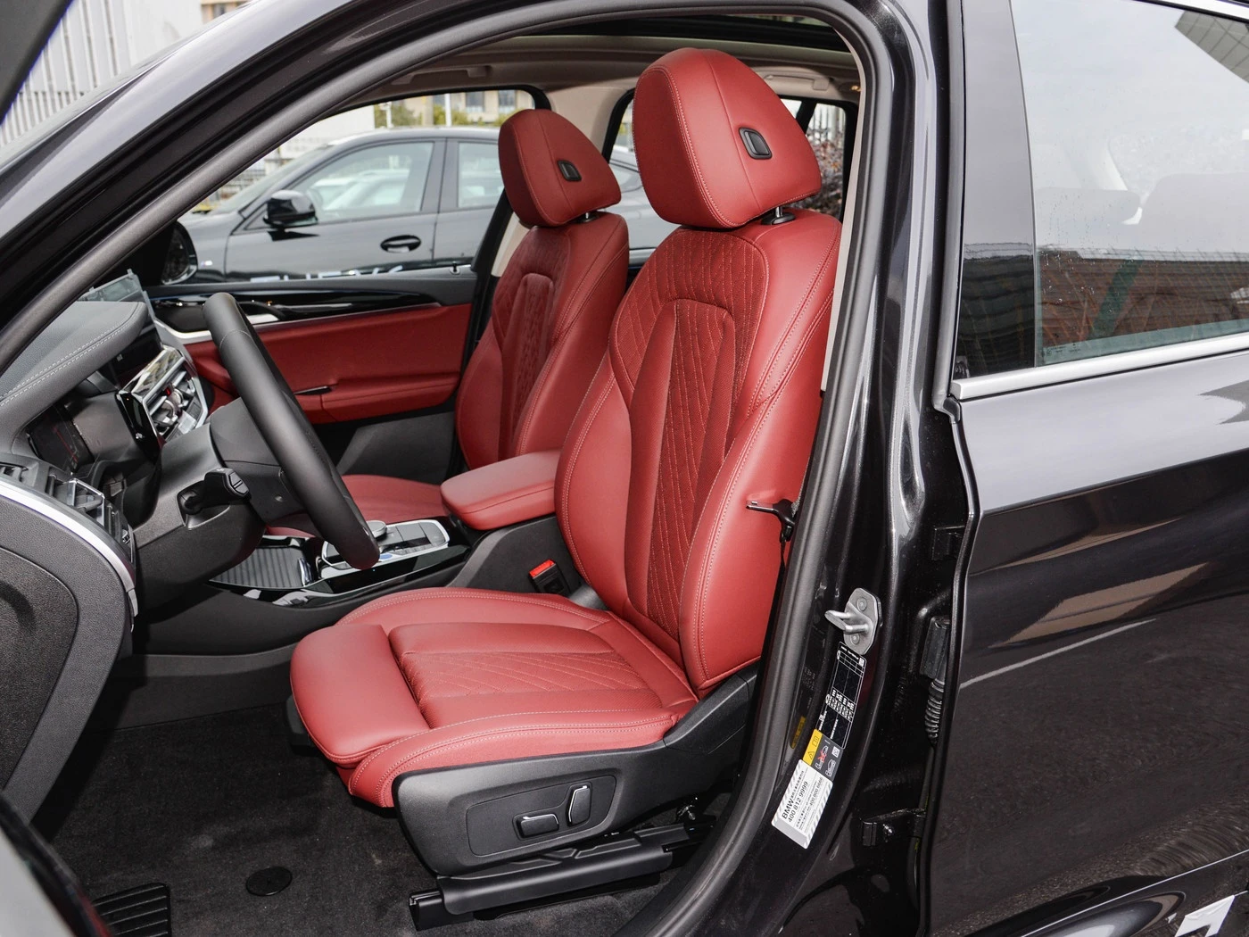 BMW IX3 SUV 6 BMW IX3 SUV 6